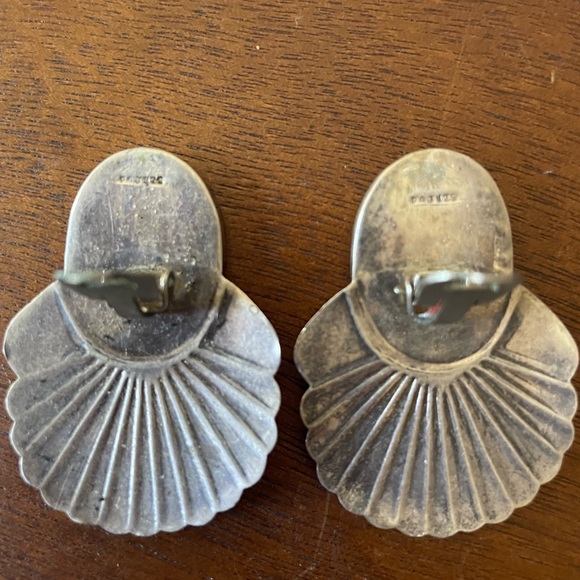 Sterling Silver Southwest Earrings with Black Stone - Picture 5 of 5